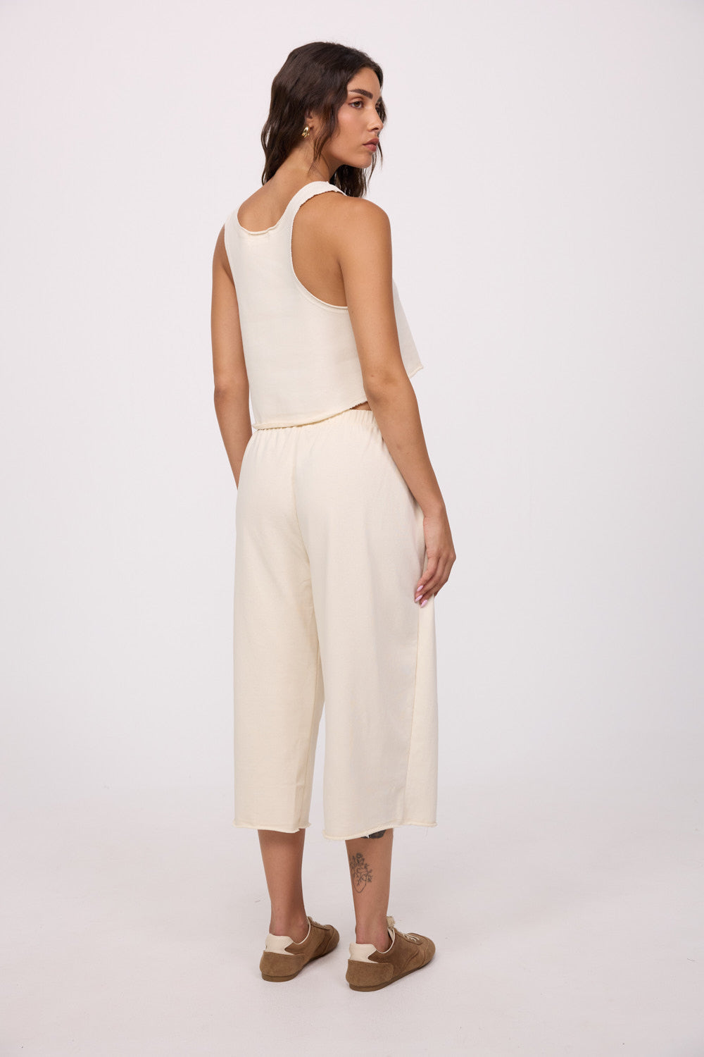 חליפה Lior