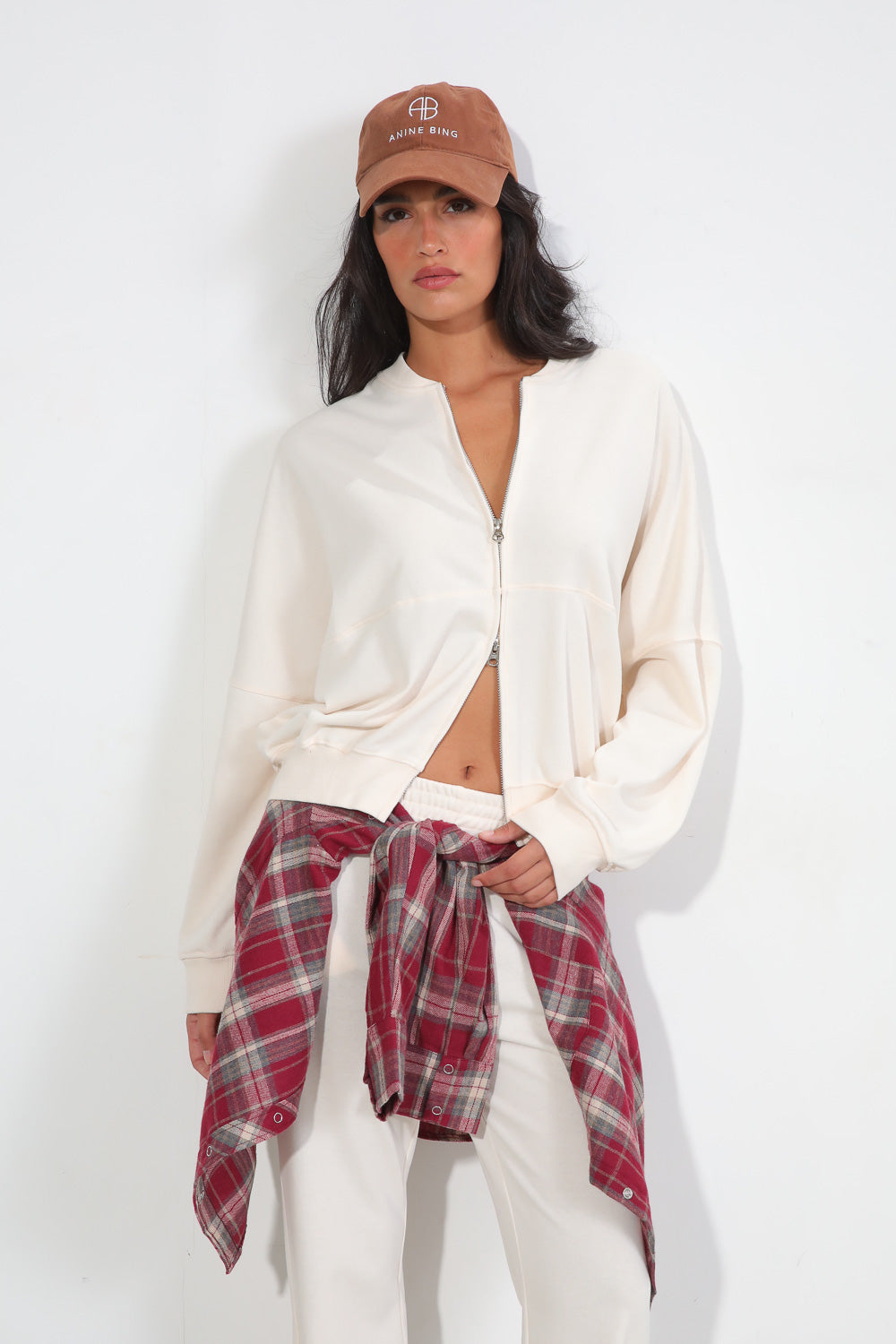 סווטשירט Shia