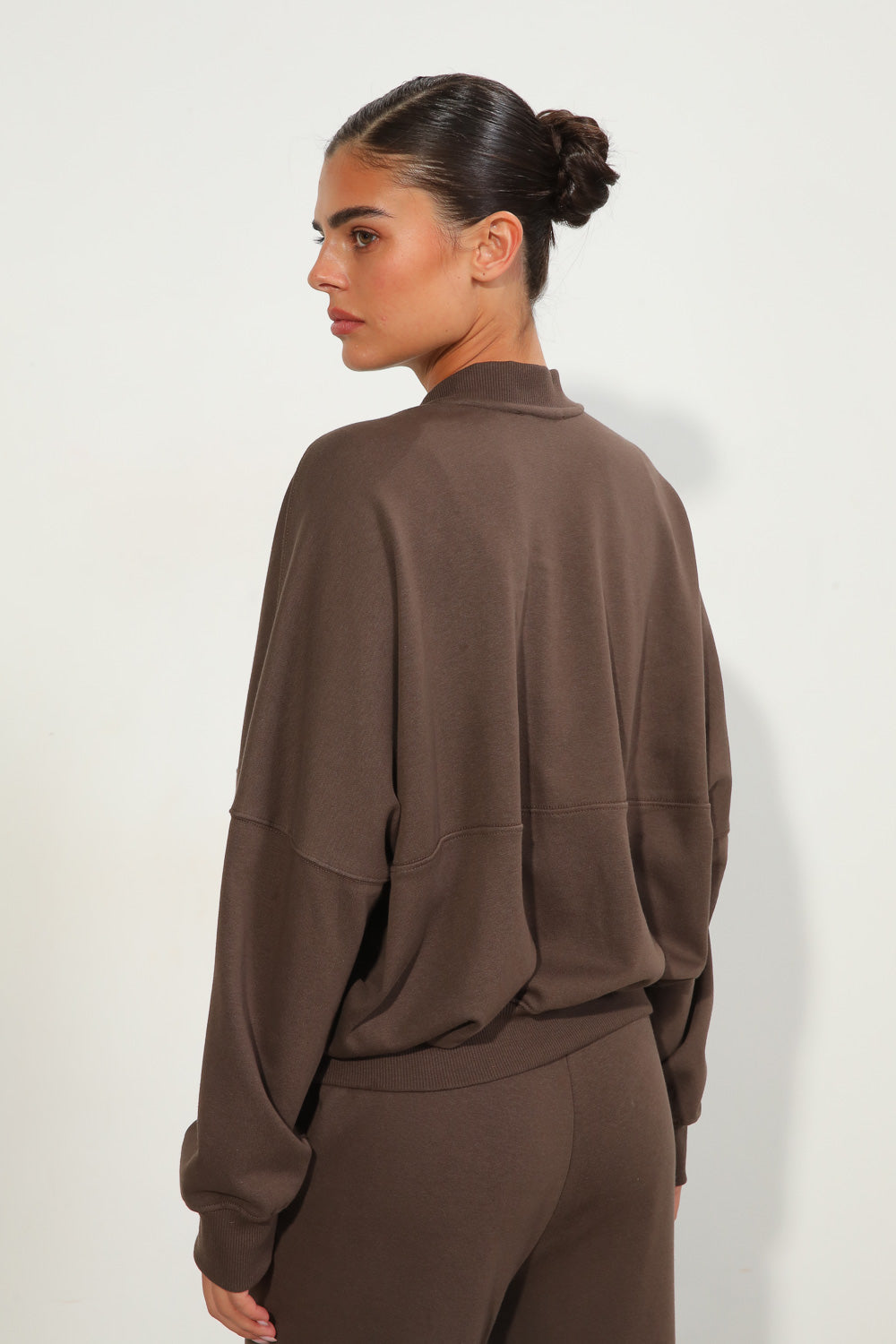 סווטשירט Shia