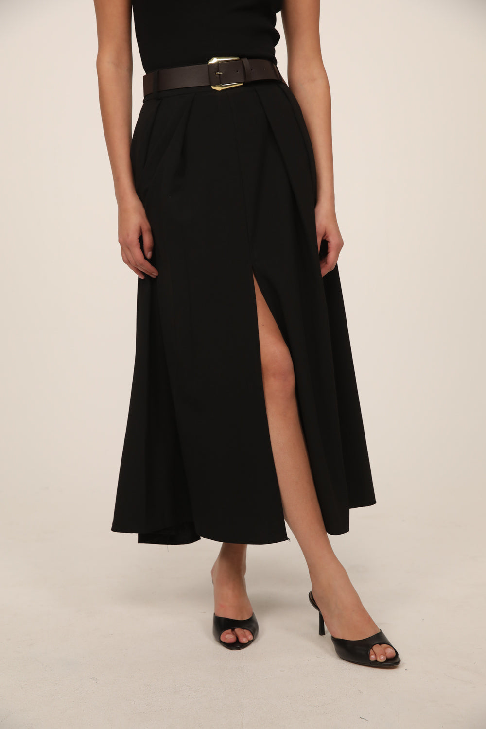 חצאית+חגורה Maeve