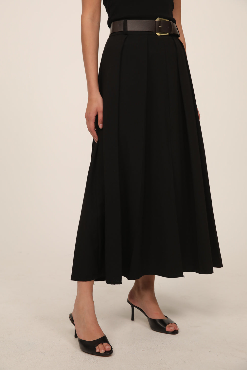 חצאית+חגורה Maeve