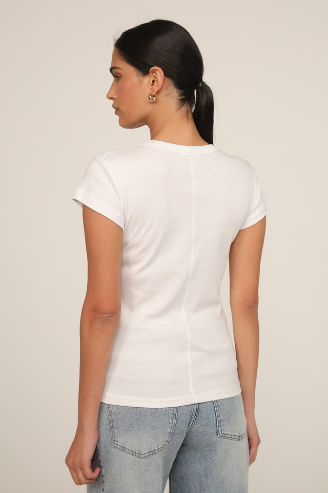 חולצה V בייסיק