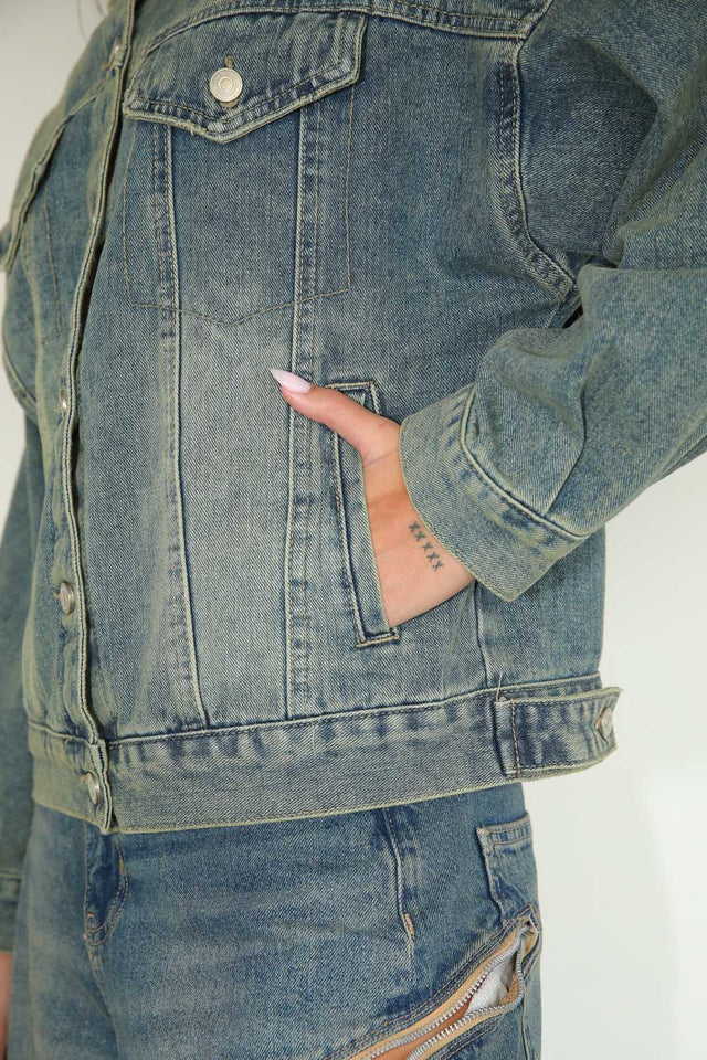 ג'קט ג'ינס Bar