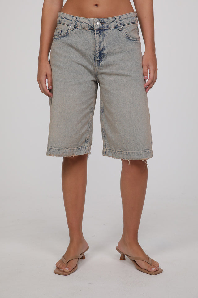 ברמודה ג'ינס Shelly