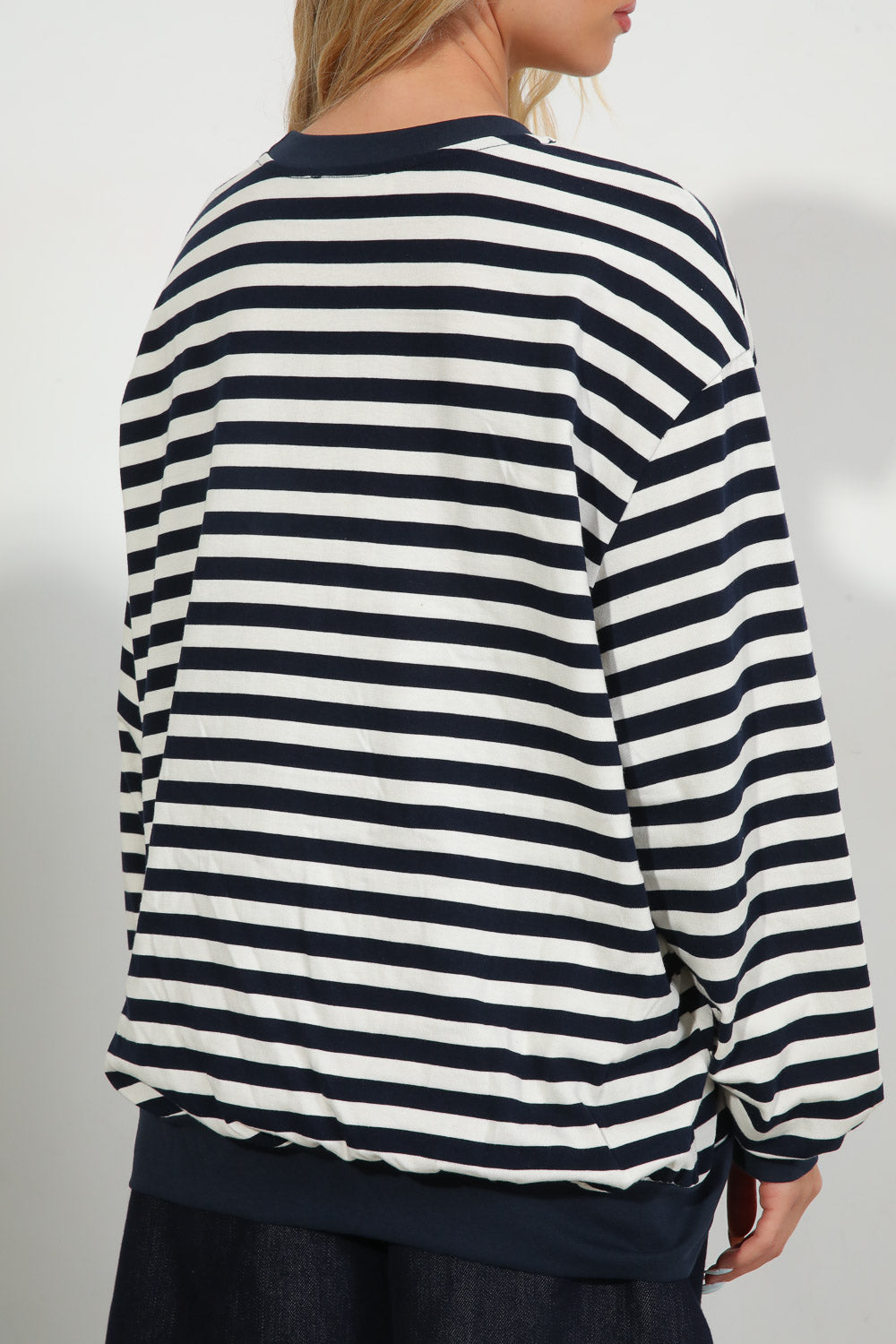 סווטשירט Cassie