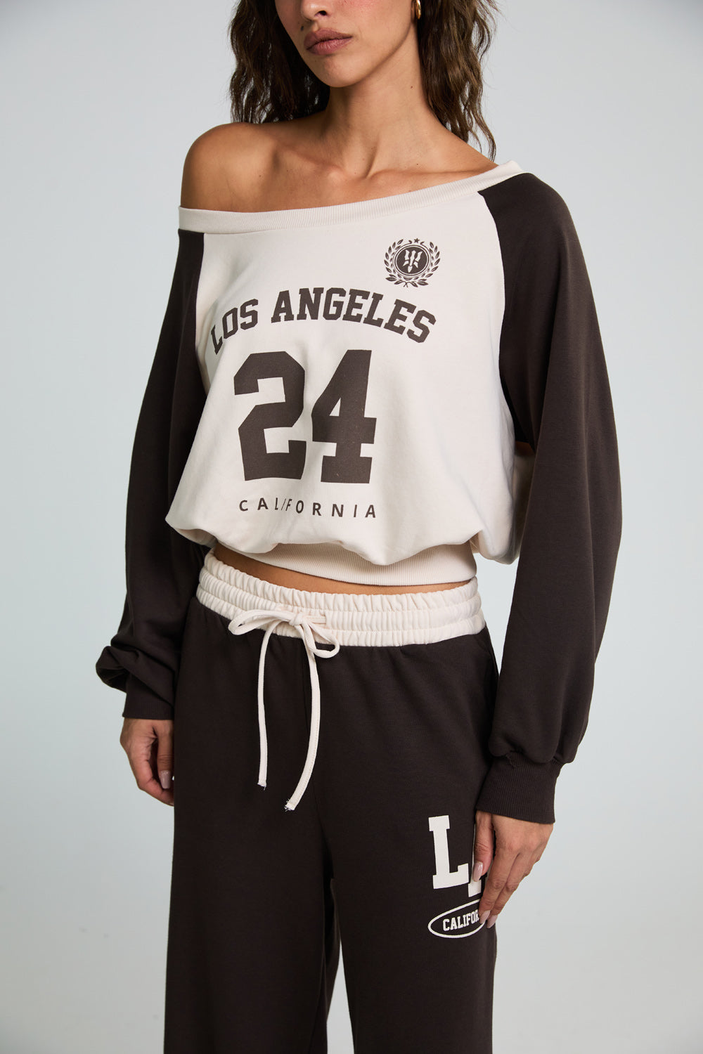 חליפה Liat