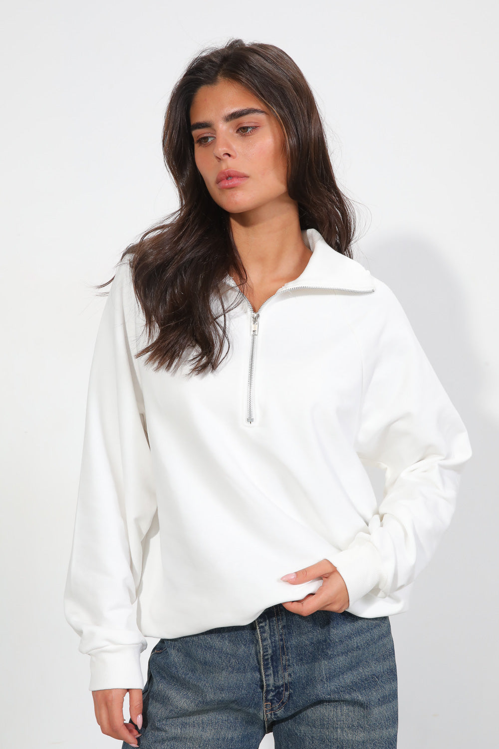 סווטשירט Mika