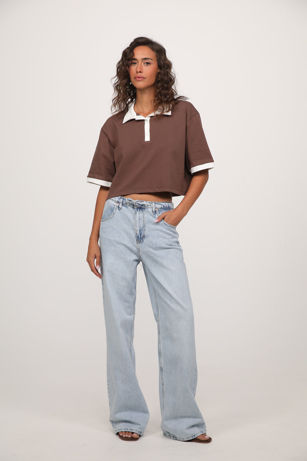 ג'ינס Donna