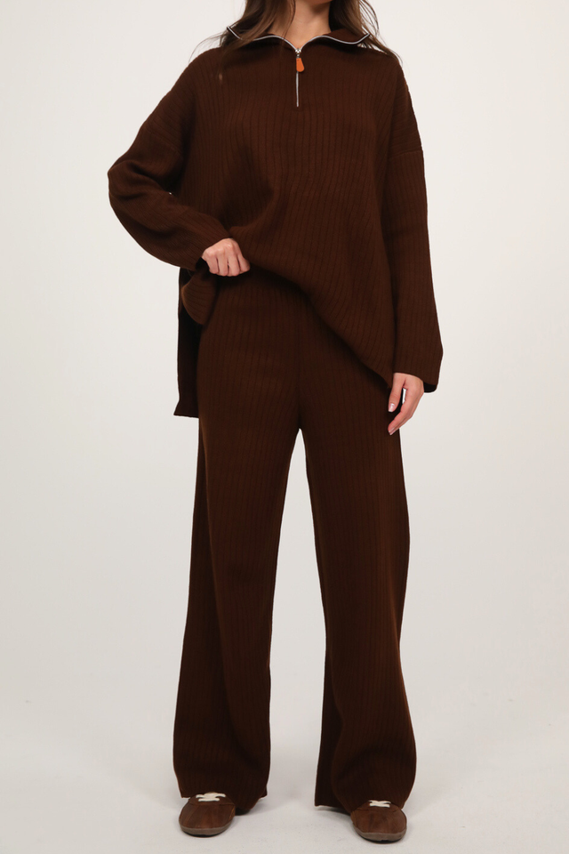 חליפה Alexandra